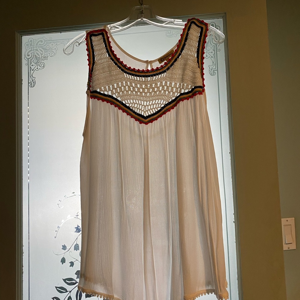 European style white top Capri look